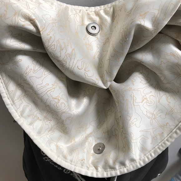 Lululemon Dance✨Floss✨Travel Bag from 2000’s - Picture 3 of 3